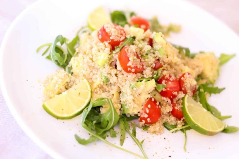 ensalada facil de quinoa y aguacate