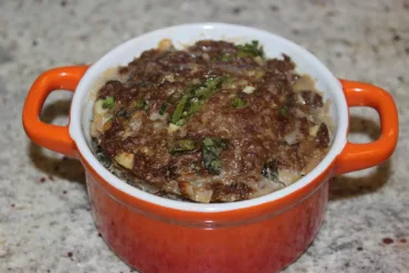 Pastel de arroz y carne picada