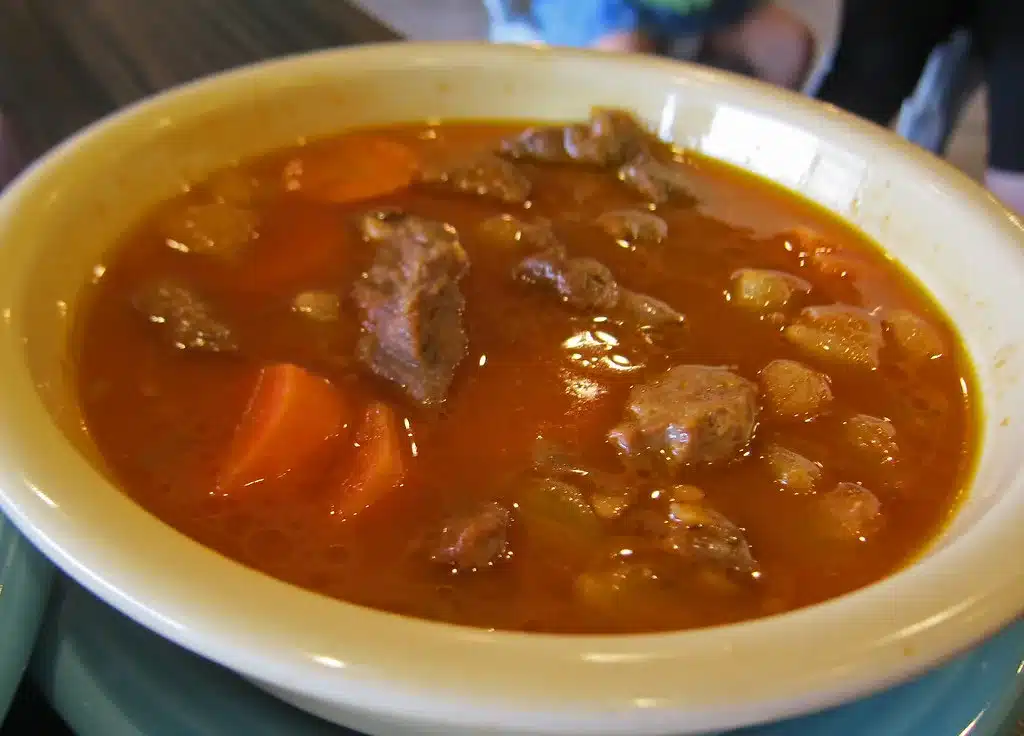 Caldereta de cordero de la abuela